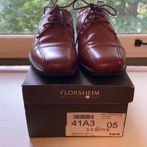 Florsheim Boys Brown lace up dress shoes Sz 3.5